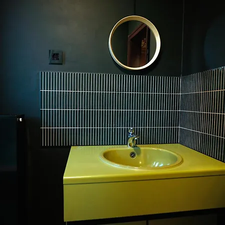 Ruhiges Gaestezimmer In Messenaehe *