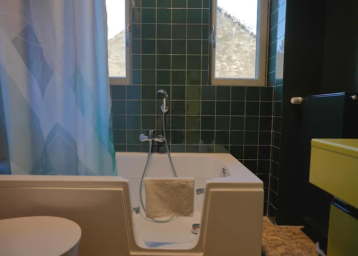 Ruhiges Gaestezimmer In Messenaehe Quarto em Acomodações Particulares Willich